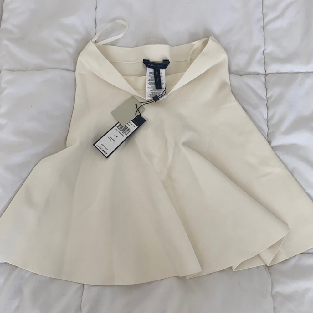 Brand new BCBG skirt
